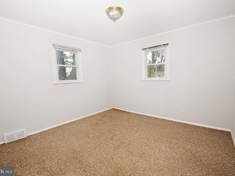 214 David Pl — Photo 11