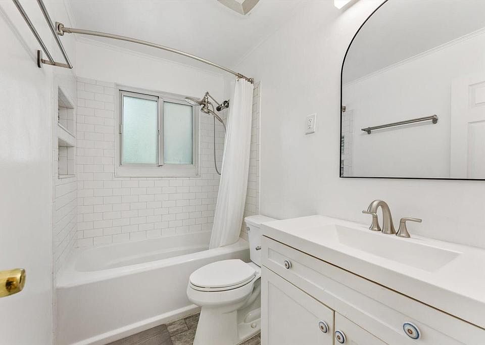 1st image of 4641 SW 25th Ter #0