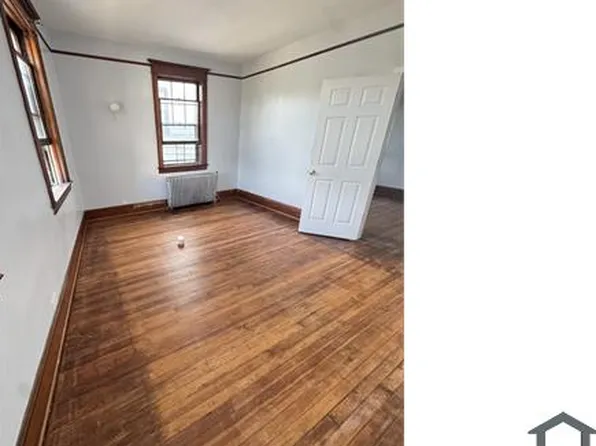 223 Saint Marys Ave Floor 2, Staten Island, NY 10305