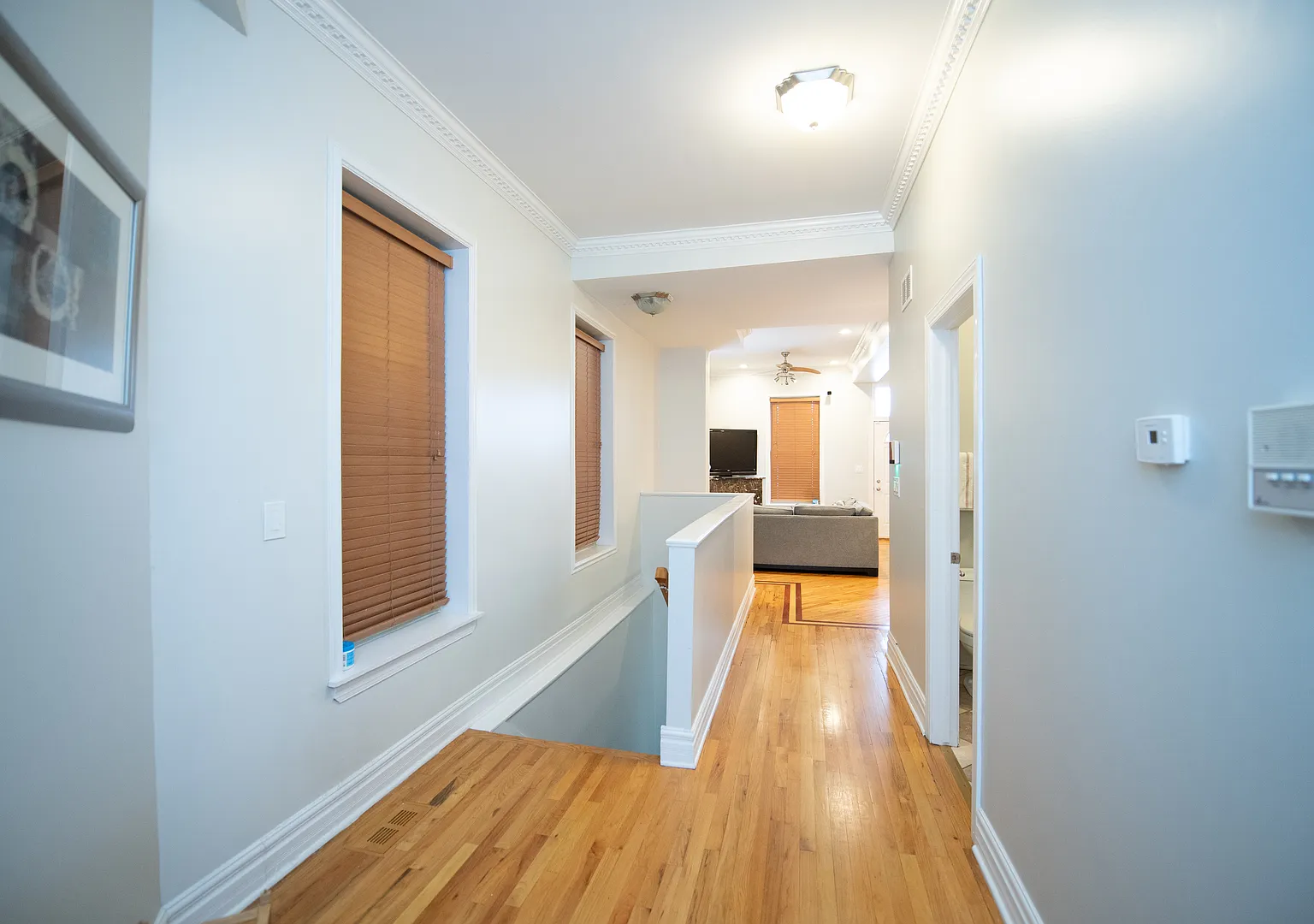 4852 S Prairie Ave — Photo 4