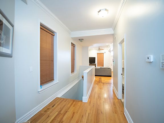 4th image of 4852 S Prairie Ave APT 1B