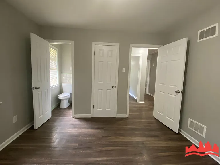 2370 Hillside Ave — Photo 36