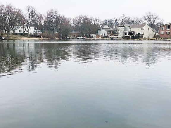 3rd image of 23930 N Lakeside Dr