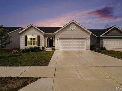 765 Creek View Dr, Fenton, MO, 63026