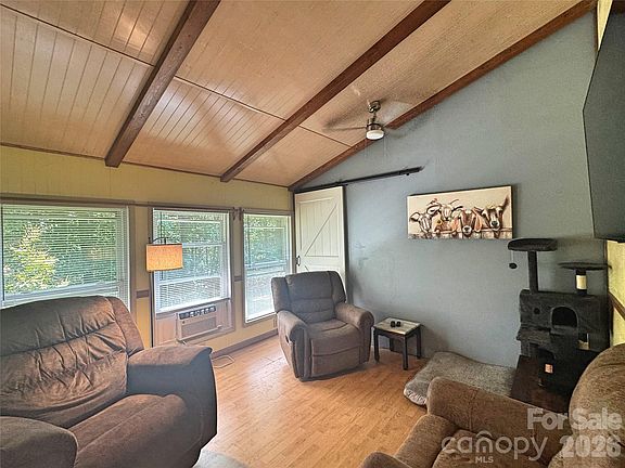 5th image of 173 Croom Hollow Rd