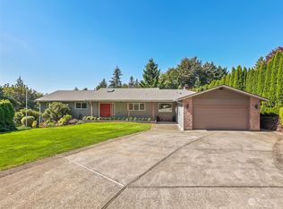 102 Sunset Ln, Longview, WA 98632