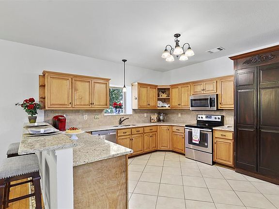 5th image of 9167 Whispering Meadows Dr