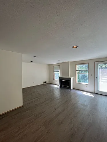 Floor plan 202