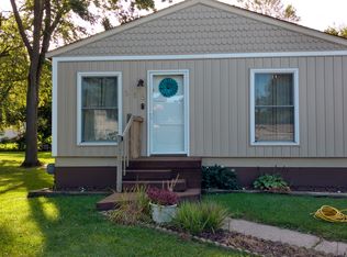 385 Alberta St, Auburn Hills, MI