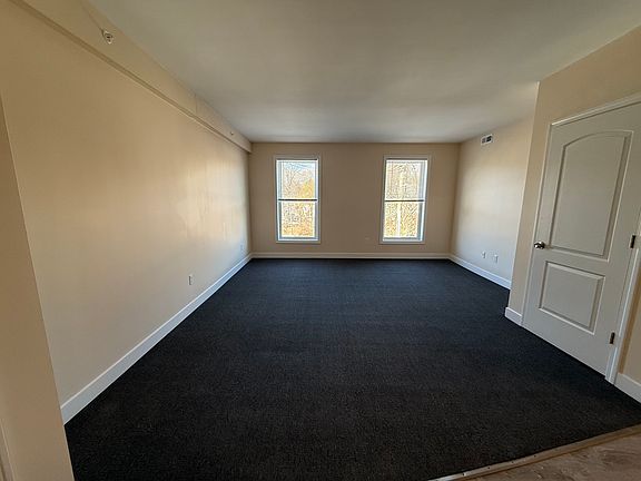 5th image of 115 Main St #26