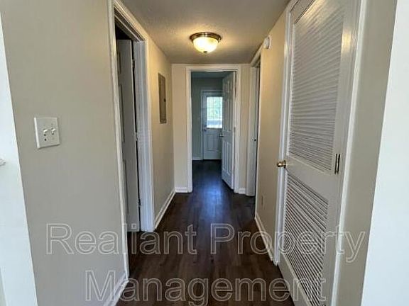 5th image of 276 Grinder Ct