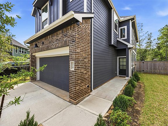 2nd image of 219 Prairie Rose Ct