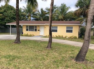 700 Huckleberry Ln, North Palm Beach, FL 33408