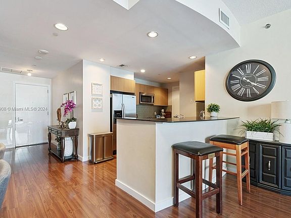5th image of 1060 Brickell Ave APT 1803