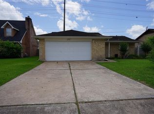 3130 Windmill St, Sugar Land, TX 77479