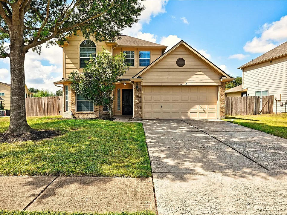 19803 Lindenwick Ct