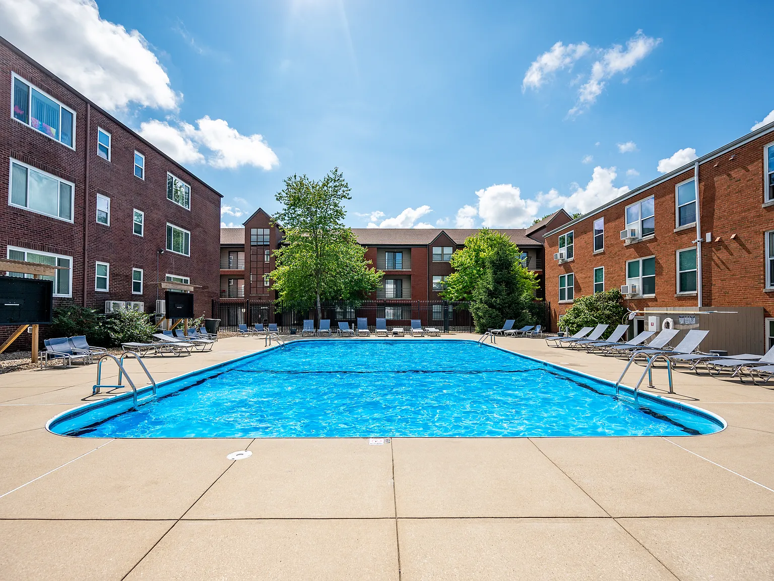 Roland Realty — Photo 3