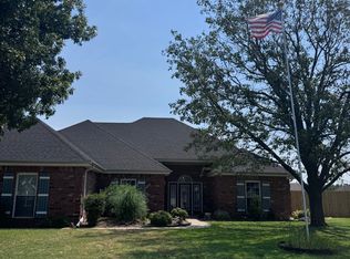 620 N Shannon Dr, Bartlesville, OK 74006