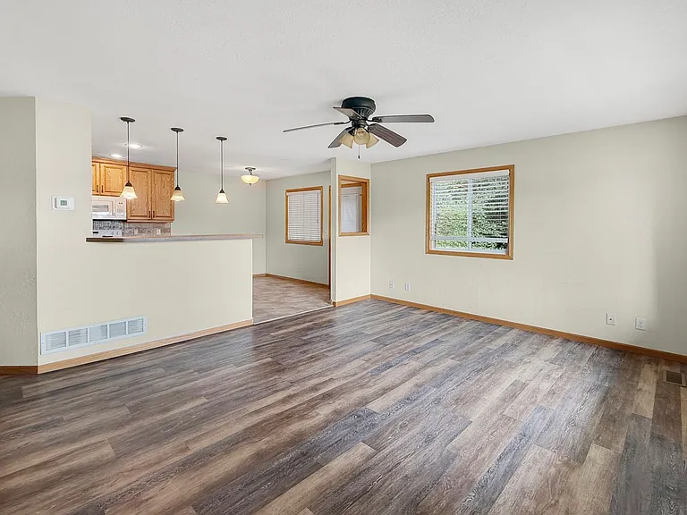 11424 Hanson Blvd NW — Photo 3