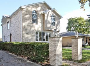 9225 Sayre Ave, Morton Grove, IL 60053