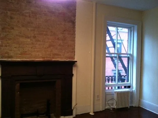 Rented by Keller Williams NYC | media 32