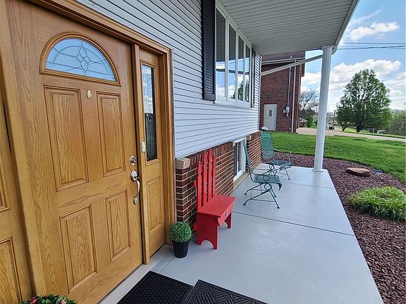 2nd image of 58563 Joseph St