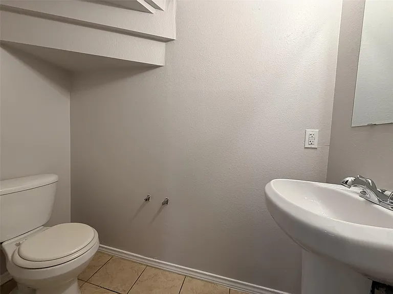 6407 Waldron Dr #A — Photo 8