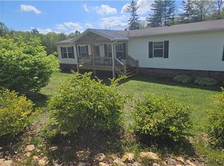 1440 Marthas Knob Rd, Galax, VA 24333