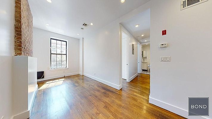 1st image of 185 Jefferson St APT 2R