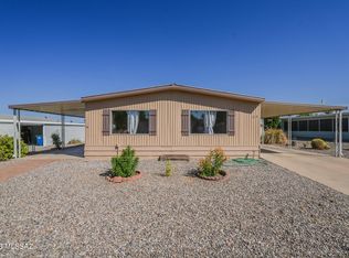 125 W Palma Dr, Green Valley, AZ 85614