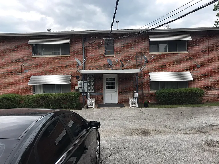 670 N Beard Ave #1 — Photo 10