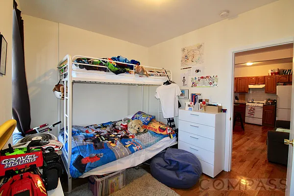 Rented by Compass | media 17