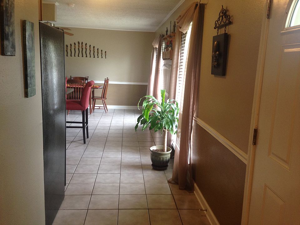 1st image of 2708 Dove Ave