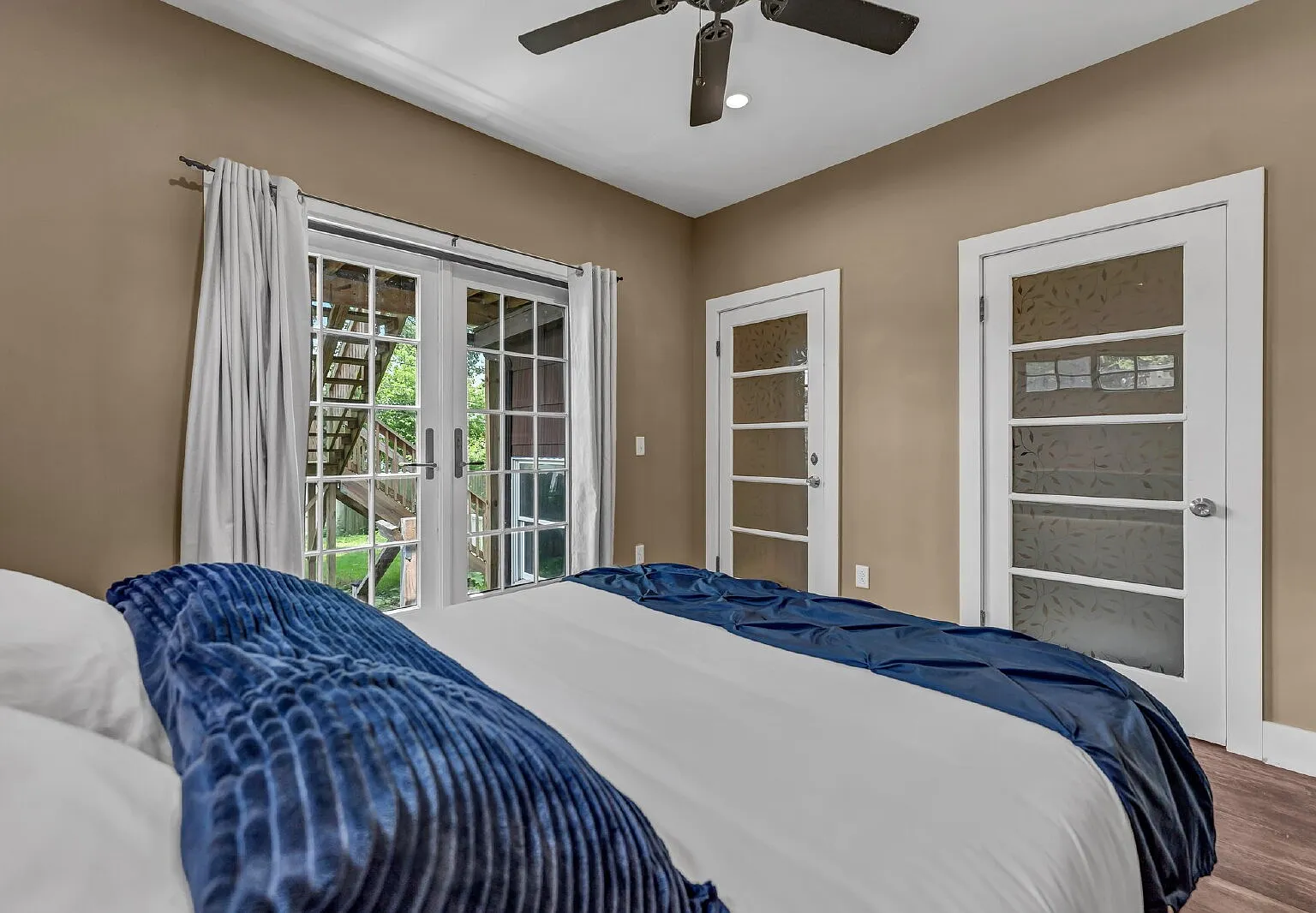 1 bed, 1.0 bath, $3,000 — Photo 2