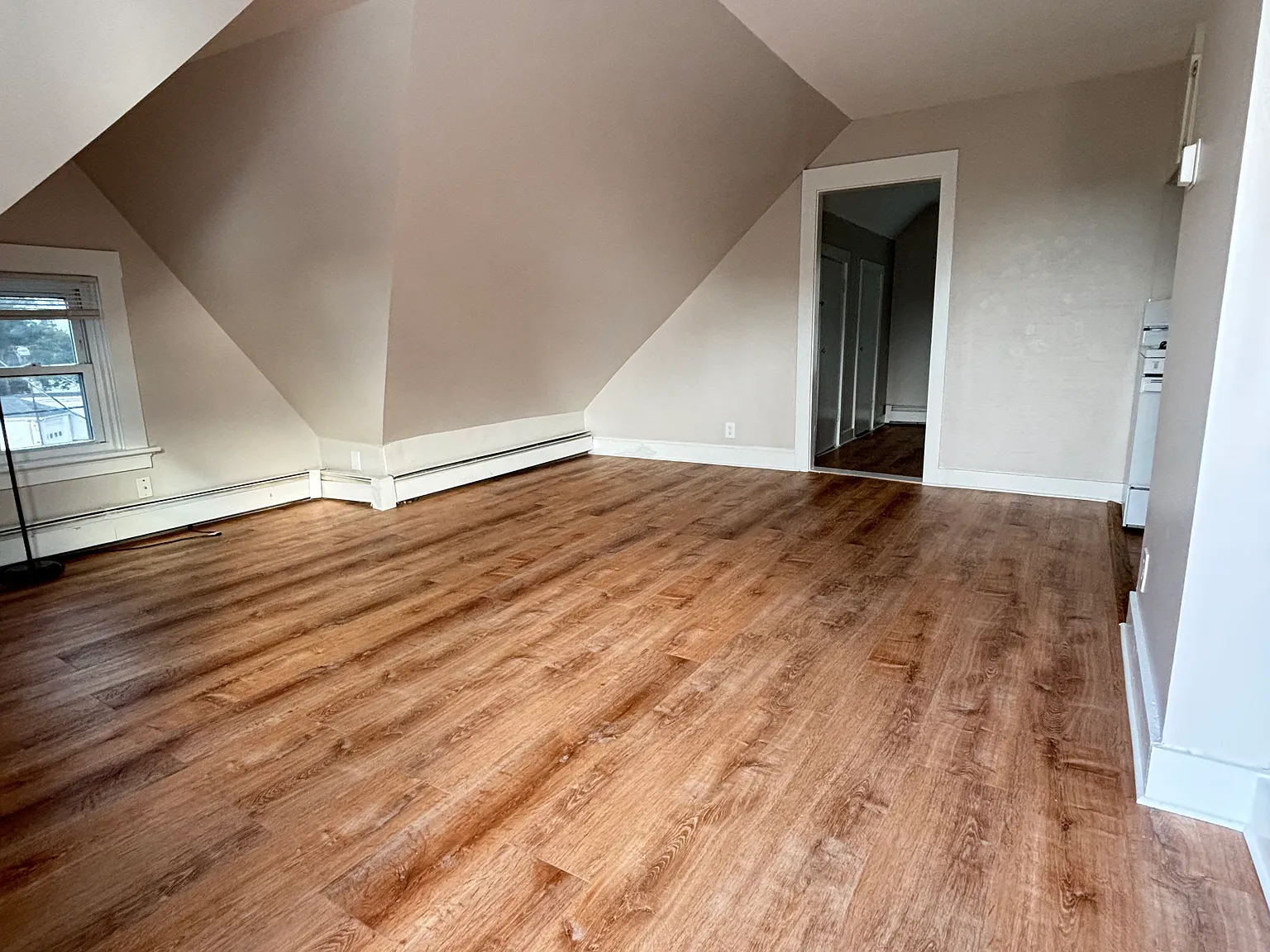 1 bed, 550 sqft, $1,850 — Photo 2
