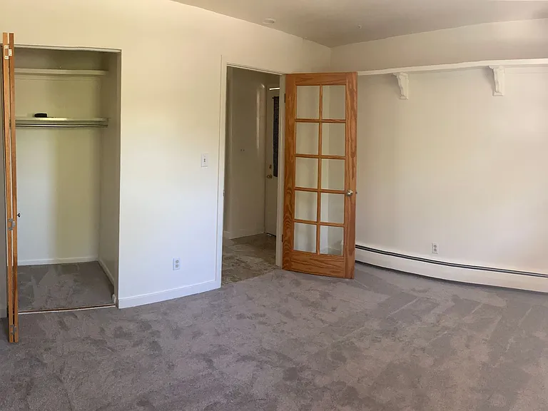 3597 Nottingham Ct — Photo 2