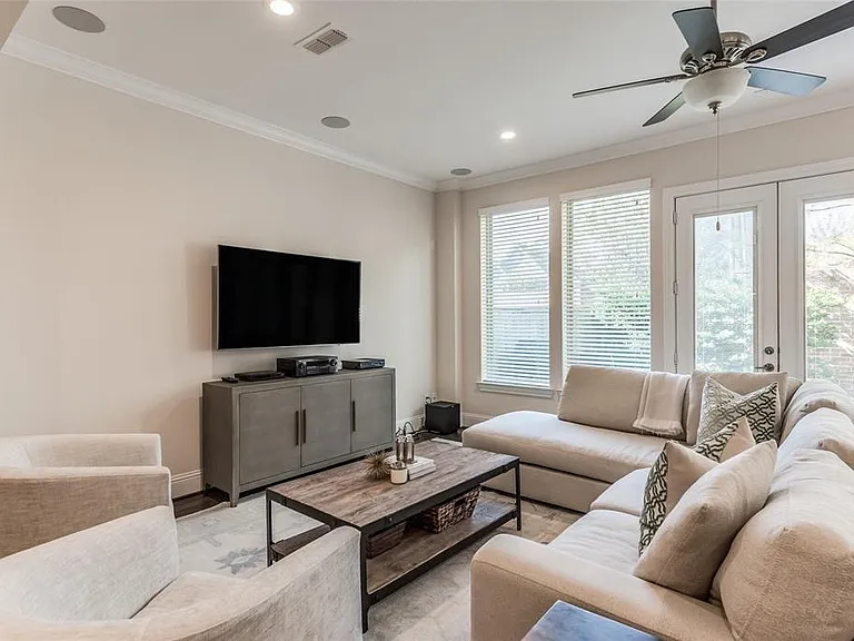 1613 Water Oak Point Dr — Photo 8