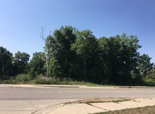 1809 Lake Lansing Rd, Lansing, MI 48912