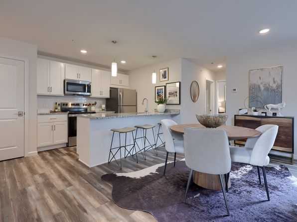 5001 Walden Way #7006