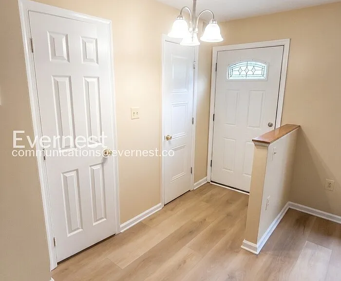 7345 Rhondda Dr — Photo 9