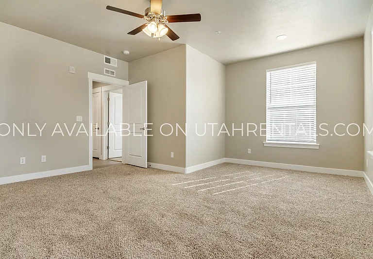 1128 S 820 E #1102 — Photo 5