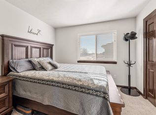 9052 W Wisdom Pl, Sioux Falls, SD 57106