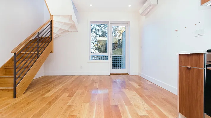 Rented by Nooklyn NYC LLC | media 2