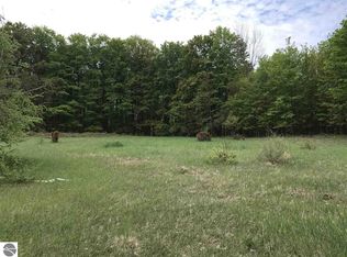 S McClary Rd, Empire, MI 49630