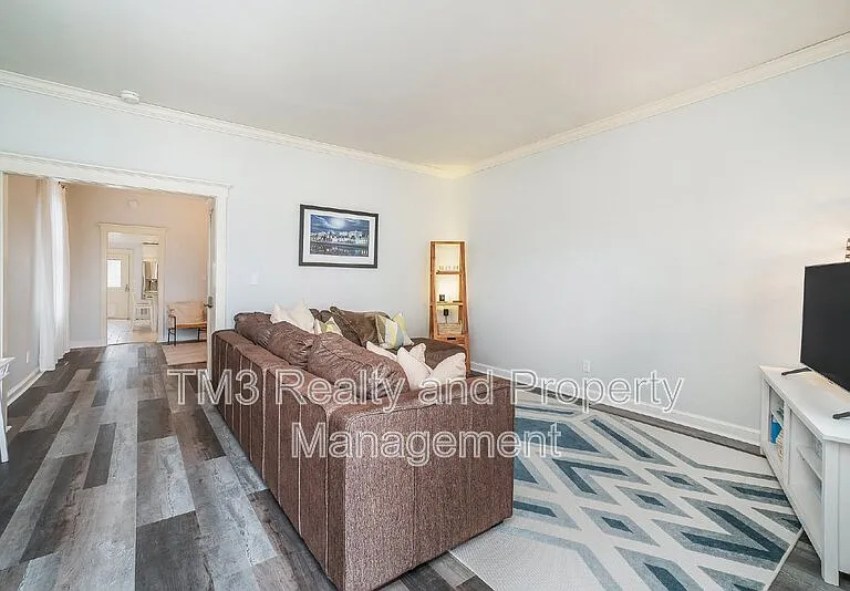818 S Esplanade St — Photo 2