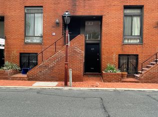 113 Lombard St #A, Philadelphia, PA 19147
