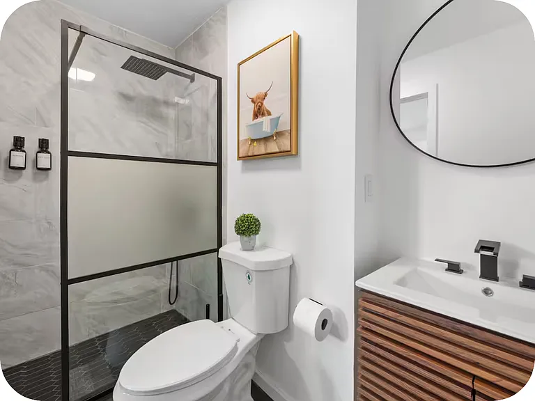 10 McDougal St #2 — Photo 3