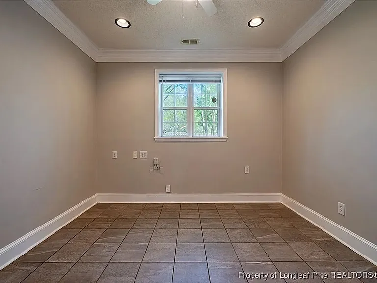 421 Feldspar Way — Photo 16