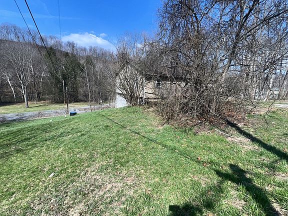 4th image of 144 Cove Forge Rd