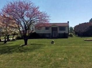 2199 Dove St, Newton, NC 28658